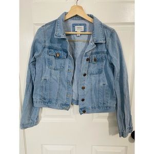 • cropped denim jacket •